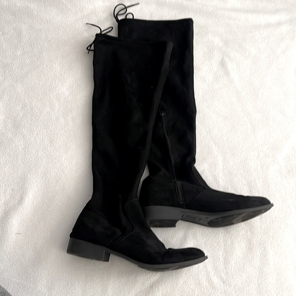 Women’s over the knee boot